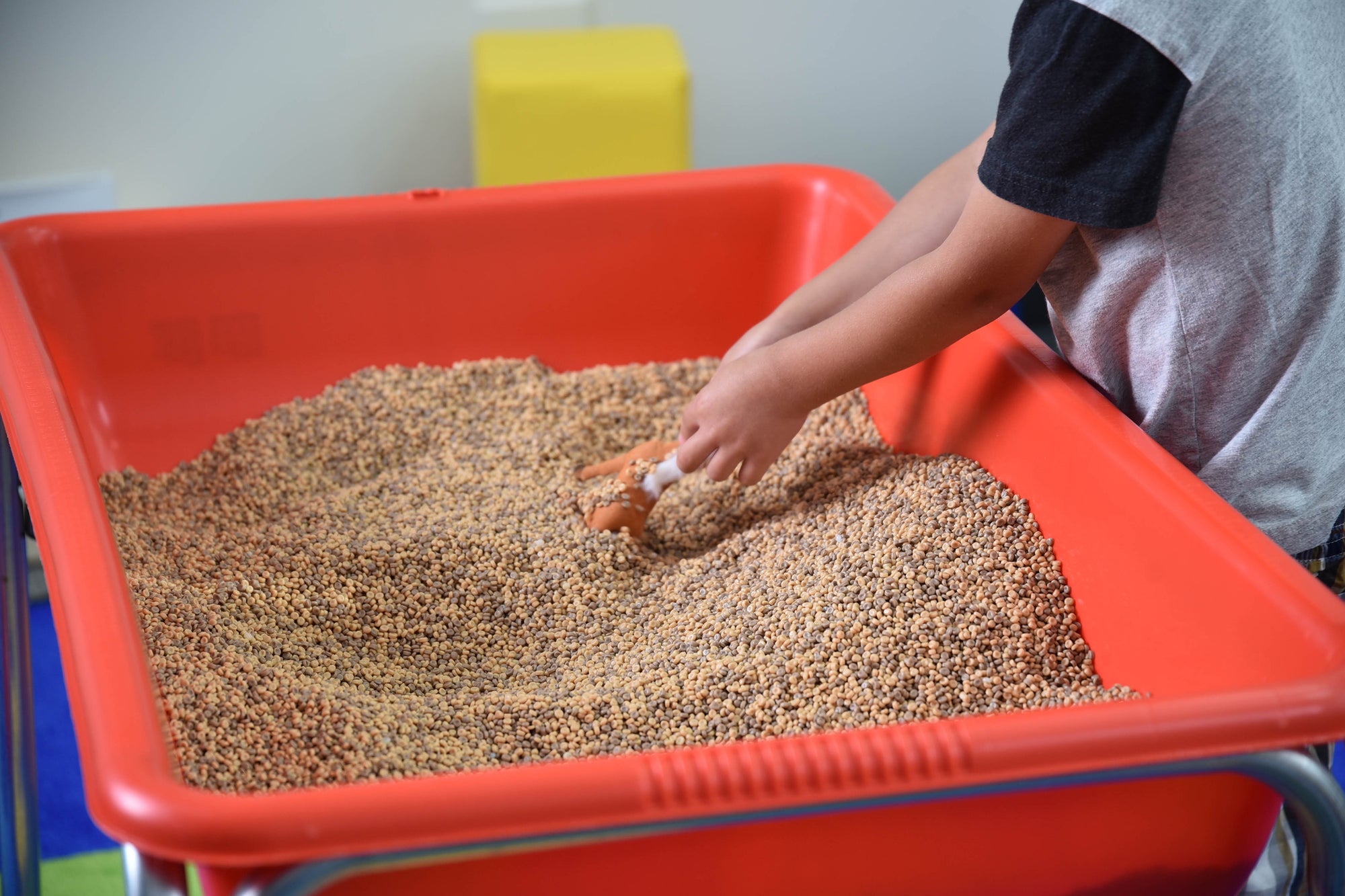 #24218 Mesa sensorial grande de 24"