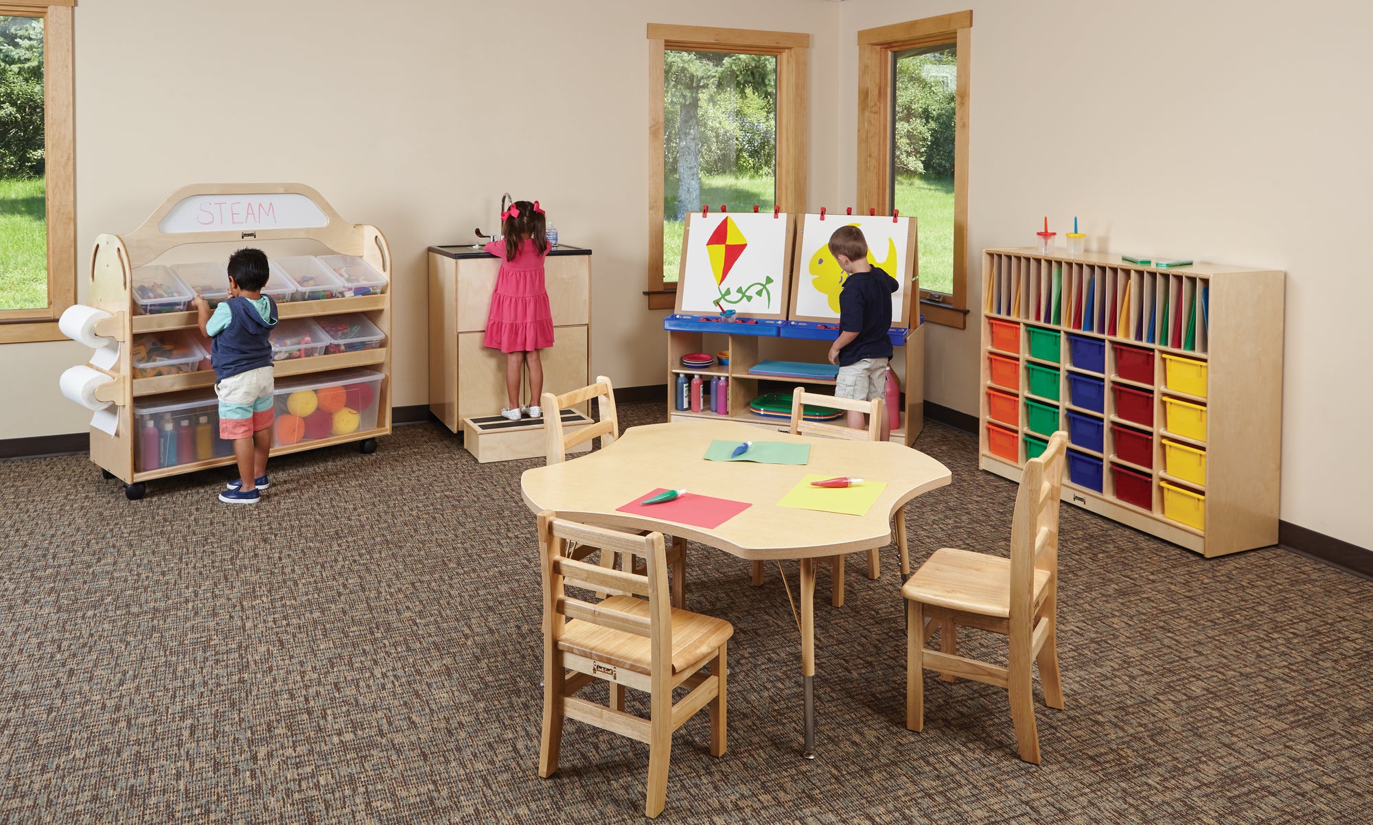 Centro de arte de 4 estaciones Jonti-Craft® n.° 152