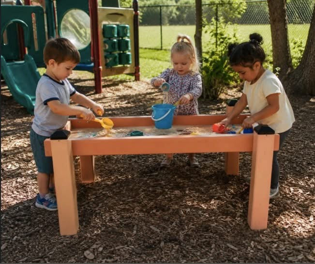 #44442 KSO-B4 Kids' Station Outdoor Grow With Me - Comedero individual ajustable para arena y agua, de 18" a 23", montaje en superficie