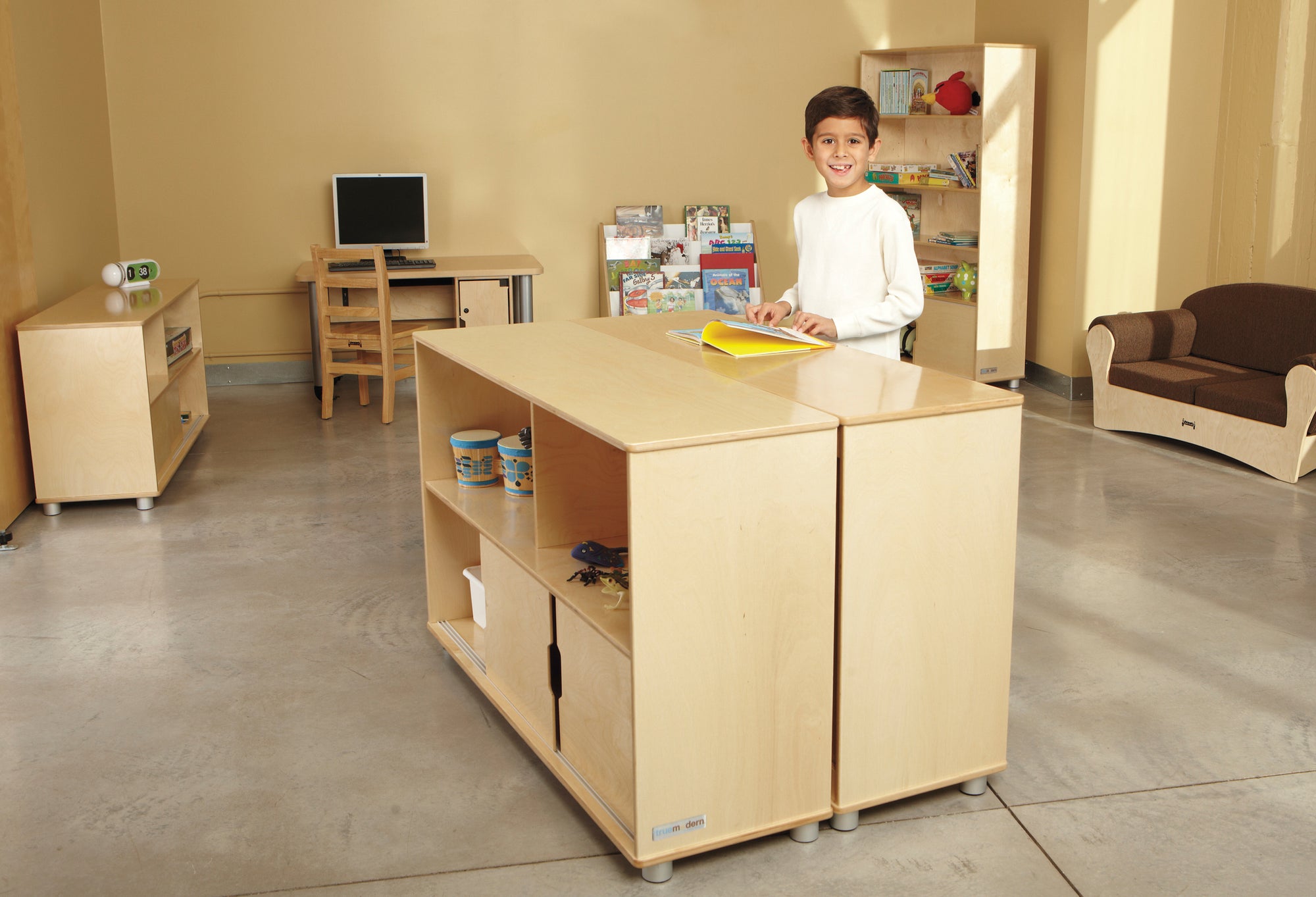 Estante de almacenamiento TrueModern n.° 964 - Estándar