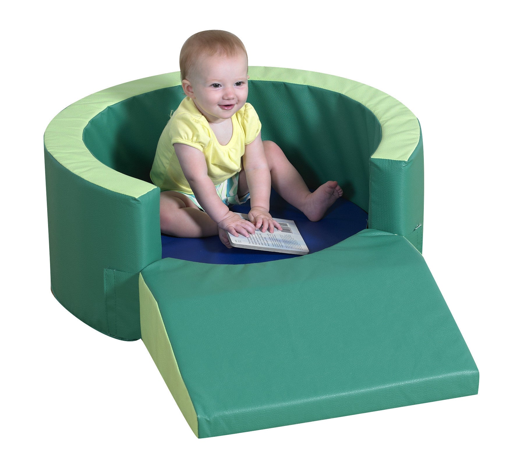 #9082 Round Relaxing Retreat