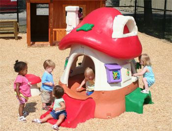 #31893 Tot Town Mushroom Playground Cottage