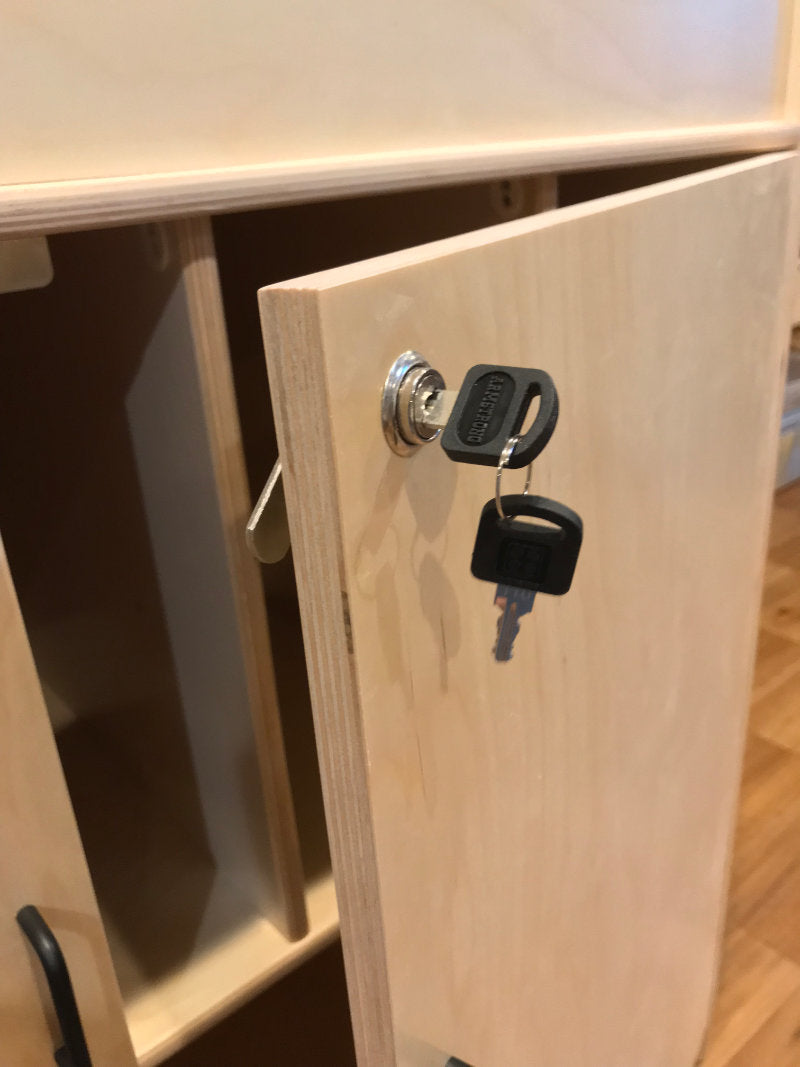 #22728 Kids' Station Changing Table, 40"W x 20"D x 40"H, WITH DOORS, Assembled